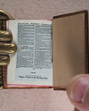 Load image into Gallery viewer, Holy Bible containing Old & New Testaments. New York Oxford University Press. American Branch. 1919. >>Attractively bound miniature Bible <<