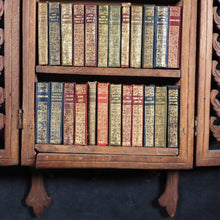 Load image into Gallery viewer, Shakespeare, William. Ellen Terry Shakespeare (complete set of 40). This edition is carefully edited and compared with the best texts by J Talfourd Blair. Bryce, David & Son Glasgow. 1904.