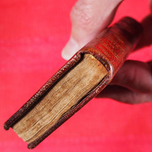 Load image into Gallery viewer, Les Amours de Psyché et de Cupidon, avec le poème d'Adonis, par La Fontaine. >>MINIATURE BOOK FROM EARLIEST TRAVELLING LIBRARY<< La Fontaine, Jean de Publication Date: 1801 CONDITION: VERY GOOD