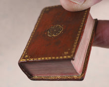 Load image into Gallery viewer, Holy Bible containing Old &amp; New Testaments. New York Oxford University Press. American Branch. 1919. >>Attractively bound  miniature Bible <<
