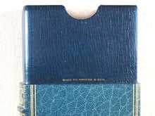 Load image into Gallery viewer, Petit Théâtre de L'Univers, Le. étrennes naturelles, précieuses instructives et amusantes pour l'Année 1782. Langlois. Rue du Petit- Pont, près la rue S. Severin. Paris. [1781].
