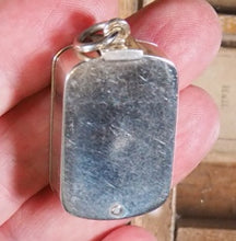 Load image into Gallery viewer, Smallest English Dictionary in the World. &gt;&gt;DE LUXE BRYCE MINIATURE DICTIONARY&lt;&lt; Publication Date: 1900 CONDITION: VERY GOOD
