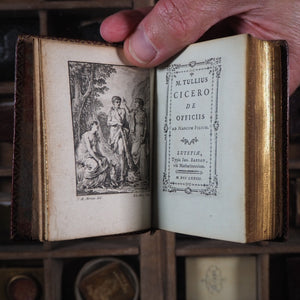 De Officiis ad Marcum filium. >>NOTABLE MINIATURE BOOK << Cicero, Marcus Tullius. Publication Date: 1773 CONDITION: VERY GOOD