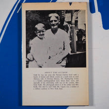 Load image into Gallery viewer, Thanksgiving Visitor Capote, Truman   ISBN 10: 0241017815 / ISBN 13: 9780241017814 Published by Hamish Hamilton, 1967 Hardcover

