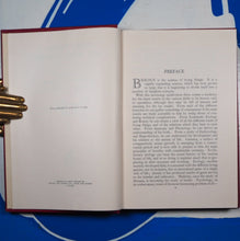 Load image into Gallery viewer, Evolution-Fact and Theory. &gt;&gt;CHARLES DARWIN&#39;S GREAT GRANDSON&#39;S COPY&lt;&lt;&lt; H.G.WELLS, JULIAN HUXLEY &amp; G.P.WELLS. Publication Date: 1934 Condition: Very Good
