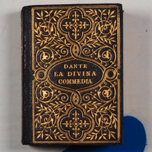 Load image into Gallery viewer, La divina commedia di Dante Alighieri. &gt;&gt;MINIATURE BOOK -LITERARY CLASSIC FINELY BOUND&lt;&lt; Dante Alighieri. Publication Date: 1898 Condition: Very Good
