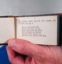 Load image into Gallery viewer, Utwalda bibel sprak med dartill lampeliga werser [Selected languages of the scriptures] >>MINIATURE BOOK<< [Clewberg, Christopher - compiler]. Publication Date: 1812. Condition: Very Good
